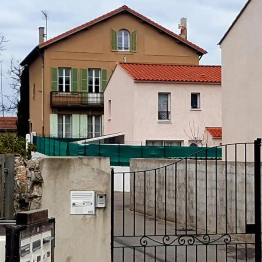 La Maison De Dannie ガルダンヌ エクステリア 写真